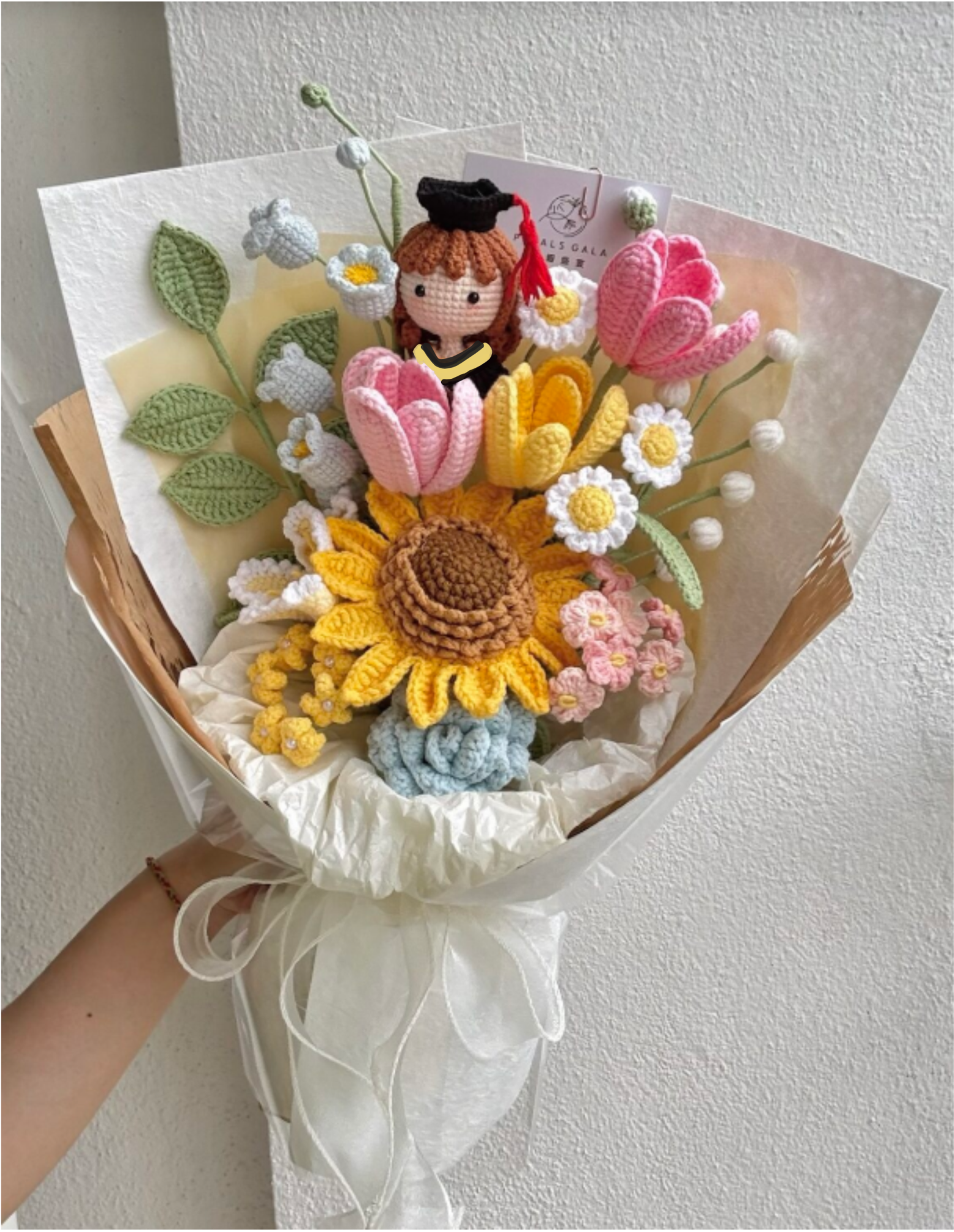 嫣然绽放毕业花束 Blush & Bloom Graduation Bouquet